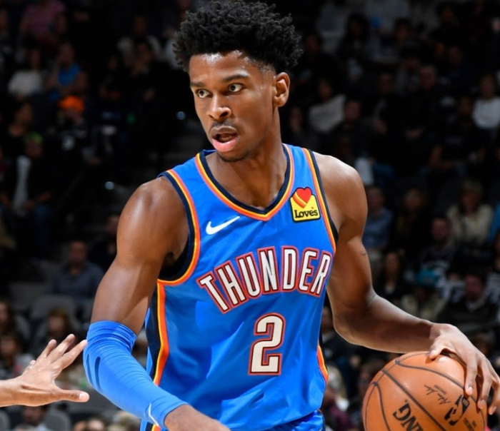 拜仁“小王子”卡尔的巨星之路 偶像梅西但不想和谁比较（拜仁“小王子”卡尔迈向巨星：偶像是梅西，但不与任何人比较）