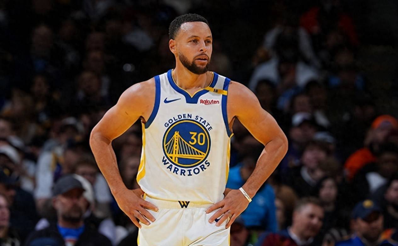 美媒：字母哥交易流言骤起，雄鹿高层强硬表态拒绝放人（美媒曝字母哥交易风声渐紧，雄鹿管理层强硬拒绝放行）