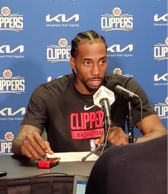 超越老穆勒！凯恩成为德甲历史上最快达成十次帽子戏法的球员（凯恩破老穆勒纪录，成德甲最快达成10次帽子戏法者）