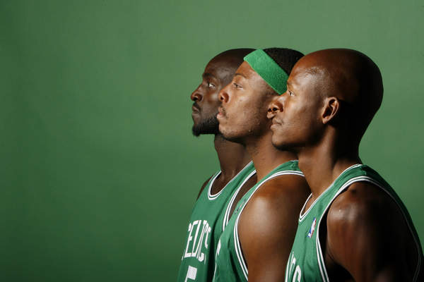 火箭哈登末节爆发连得15分（哈登末节狂飙连取15分）