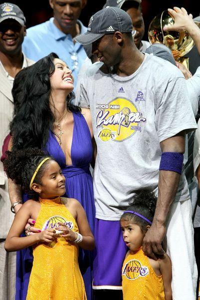 皇马2025年四大皆空，阿隆索接棒安帅压力骤增（皇马2025颗粒无收，阿隆索接任安帅压力倍增）