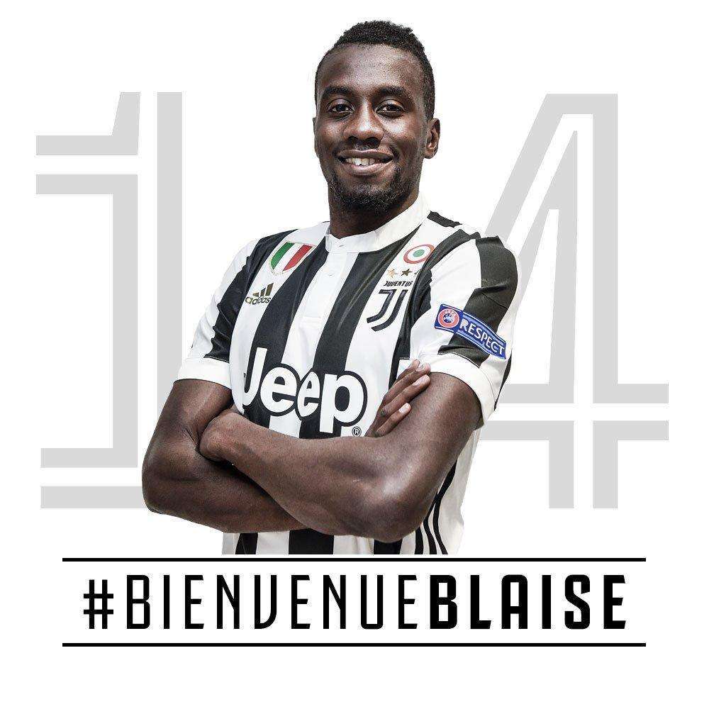 世界杯预热海报里没有C罗遭质疑，FIFA删除原海报改“怀旧”（C罗缺席世界杯预热海报引争议，FIFA撤下原图改发“怀旧”版）